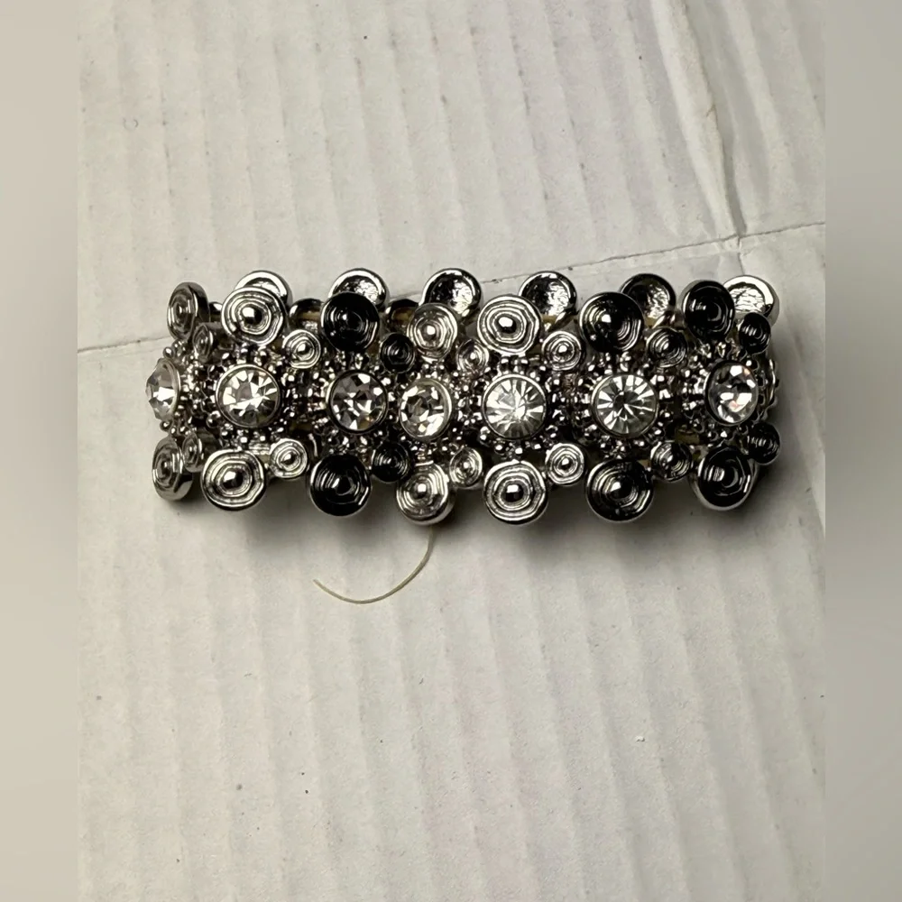Vintage‎ Bracelet Stretchy Rhinestone Crystal Silver Tone Thick Party Sparkling - Picture 3 of 8